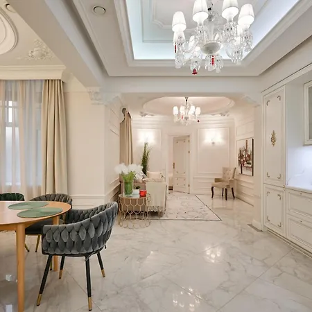 Lägenhet Luxury 4-bdrm With Private Terrace