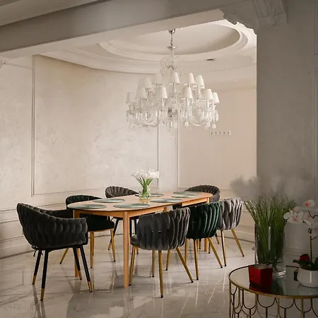 Luxury 4-bdrm With Private Terrace Lägenhet Riga